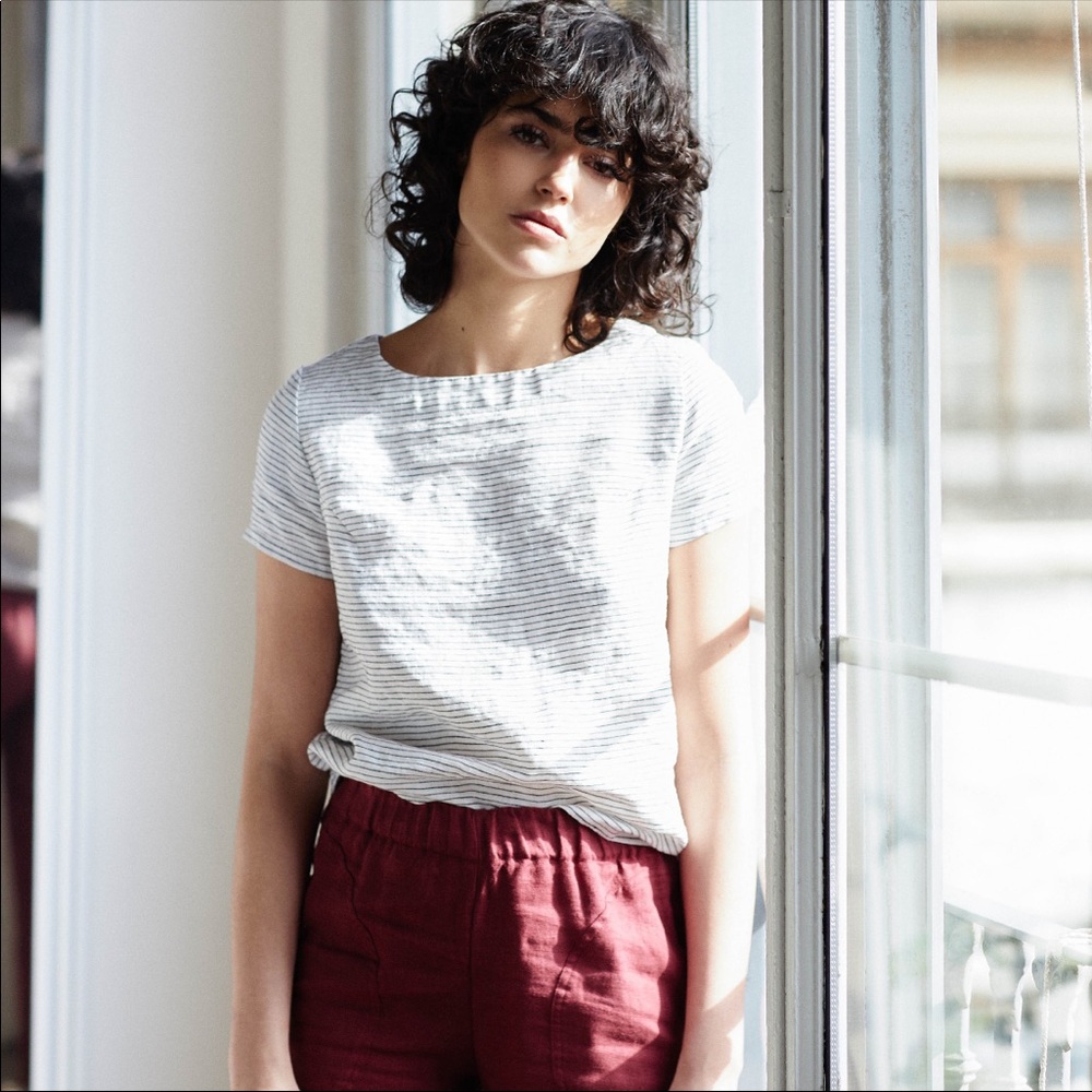 Not Perfect Linen Fitted Tee in Natural (L)